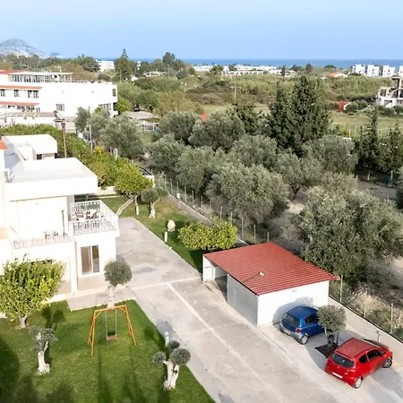 Chelidonia Nyaraló Afándu