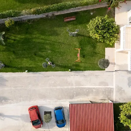 Chelidonia Nyaraló *