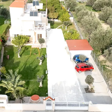 Chelidonia Nyaraló Afándu